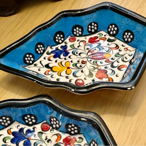 Vintage Kutahya Turkish Floral Ceramic Bowls - Picture 3 of 5